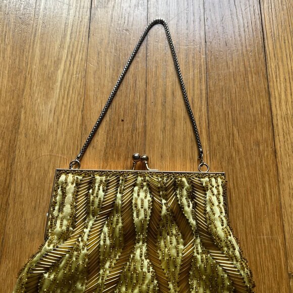 Vintage Gold Beaded Satin Evening Clutch Bag With Chain Strap Kiss Lock Closure - Picture 11 of 15